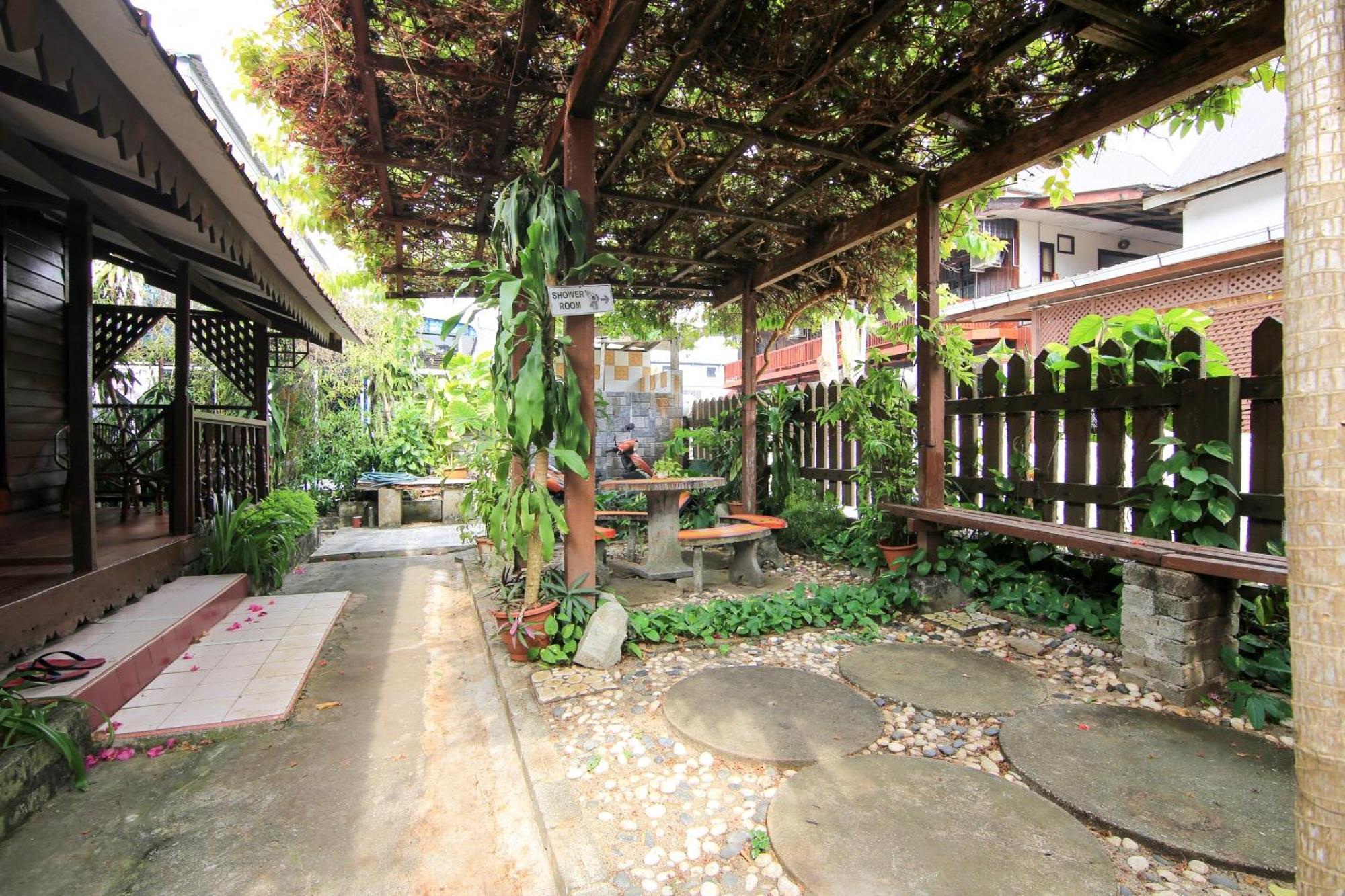 Ombak Inn Chalet Kampung Teluk Nipah Exteriér fotografie