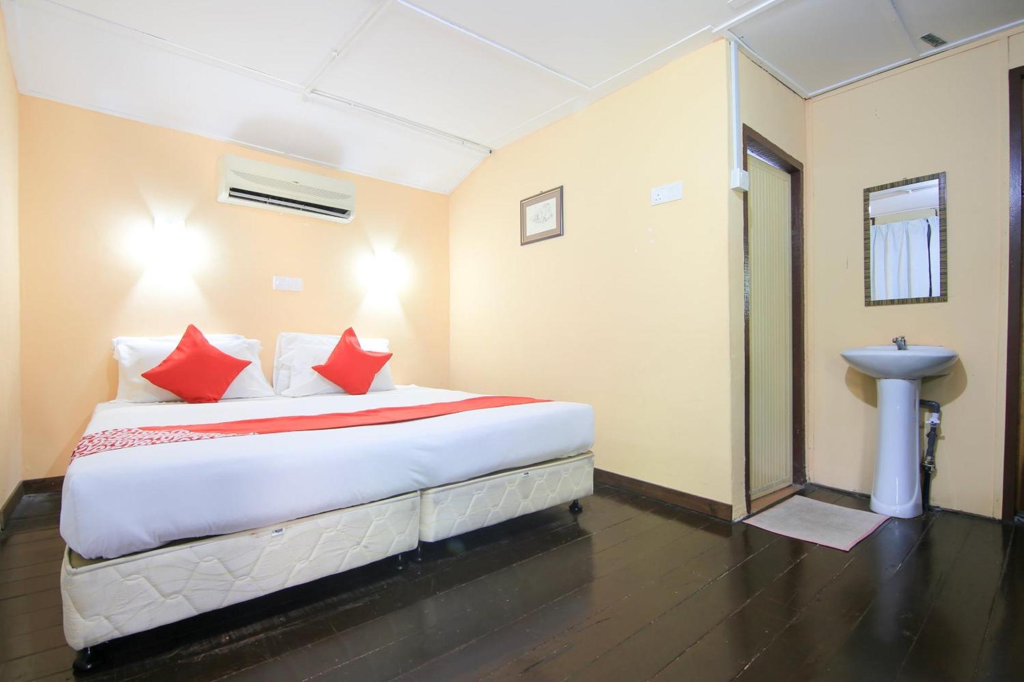 Ombak Inn Chalet Kampung Teluk Nipah Exteriér fotografie