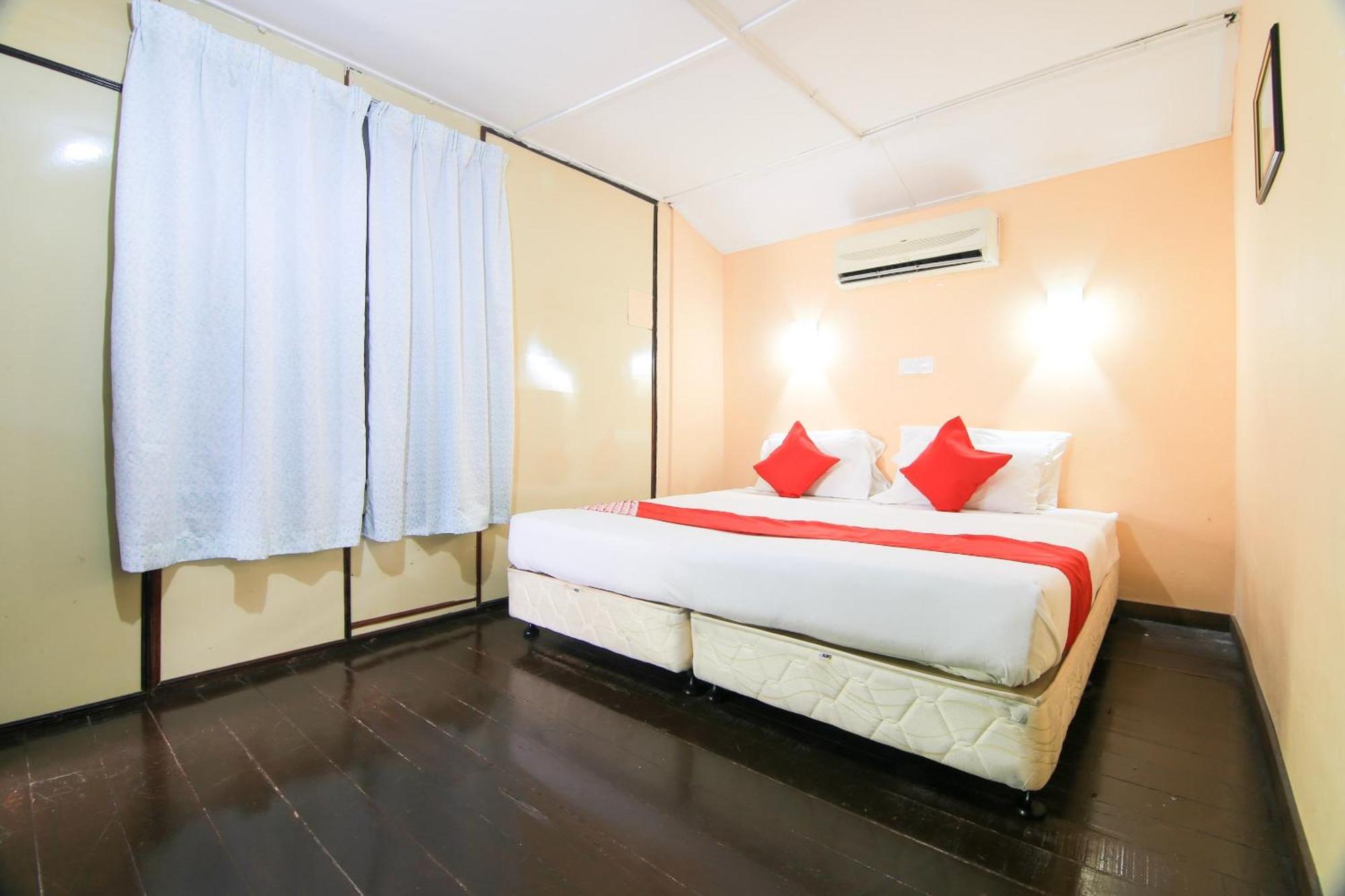 Ombak Inn Chalet Kampung Teluk Nipah Exteriér fotografie