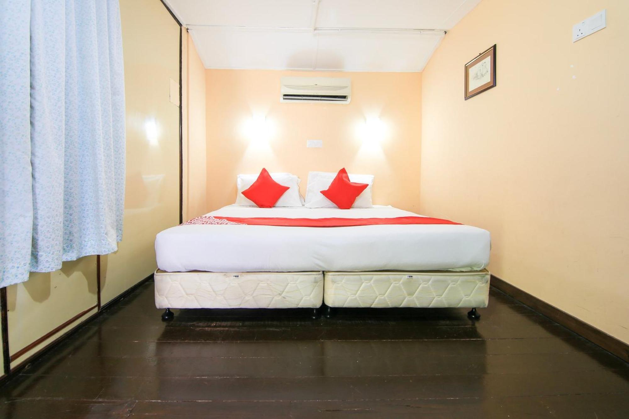 Ombak Inn Chalet Kampung Teluk Nipah Exteriér fotografie