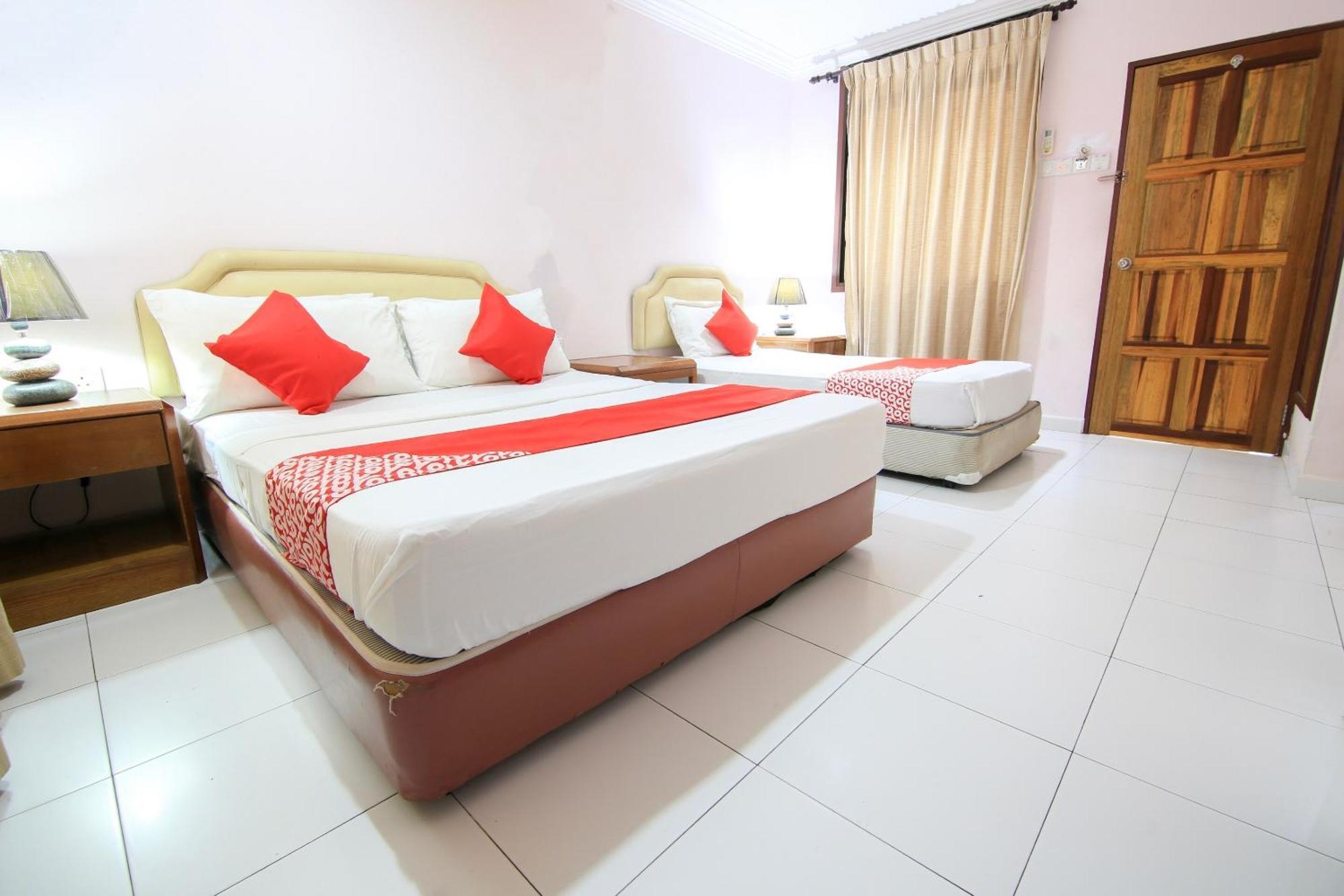 Ombak Inn Chalet Kampung Teluk Nipah Exteriér fotografie